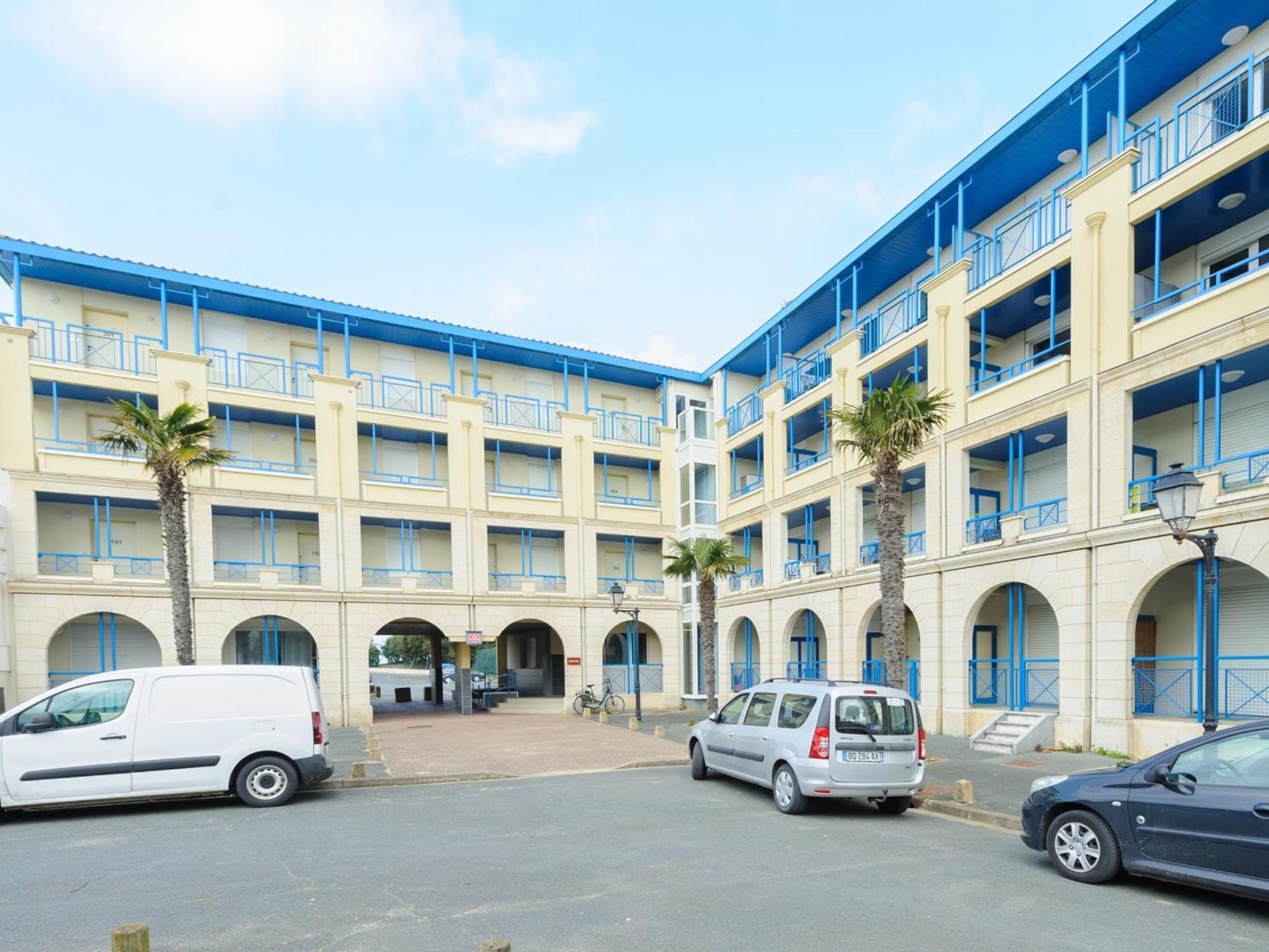 Chatelaillon-Plage : T2 Panoramique Sur La Mer Pour 2 Avec Piscine - Fr-1-535-2 Екстериор снимка